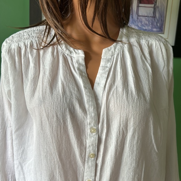🤍🤍Ann Taylor Loft Button Down Top🤍🤍 - Picture 3 of 10